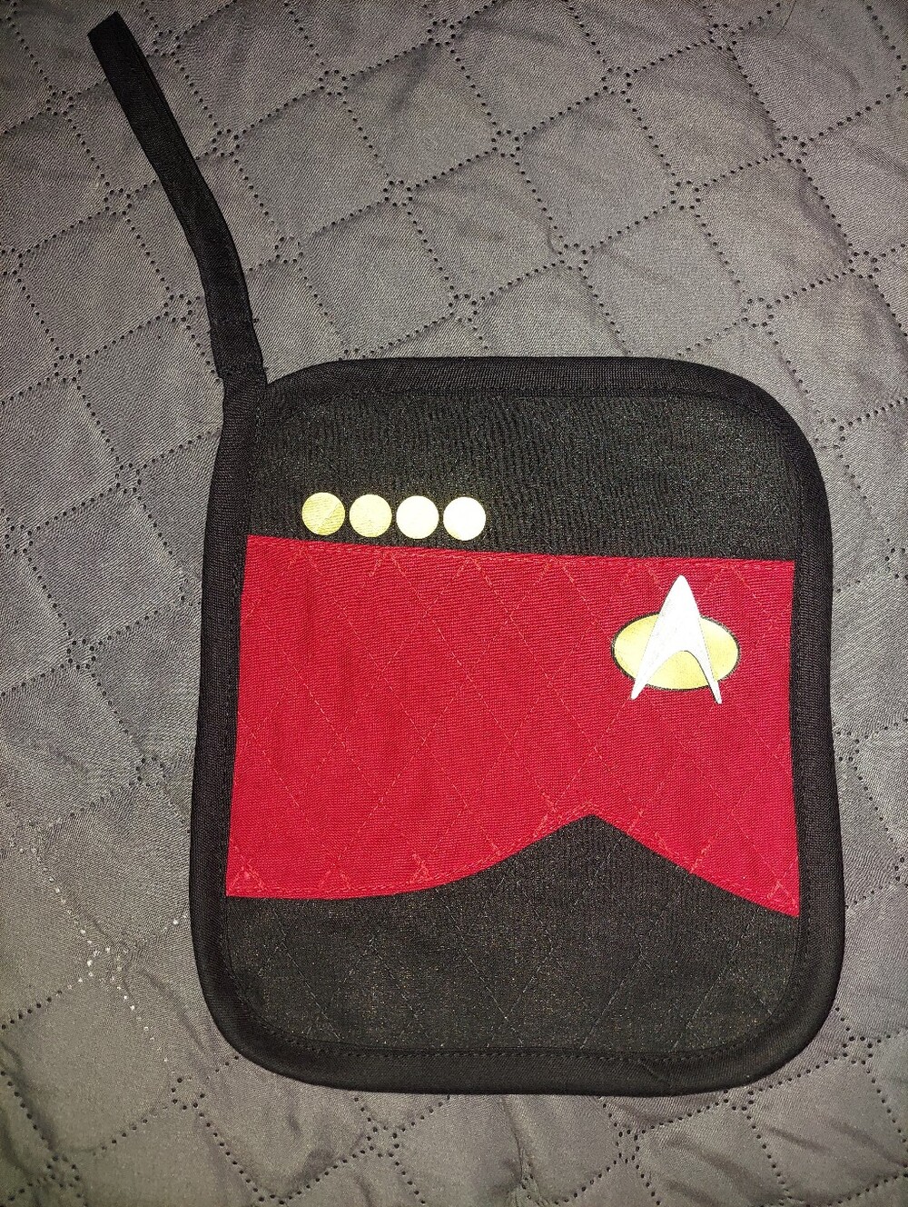 Starfleet-Inspired Pot Holder in Red and Black